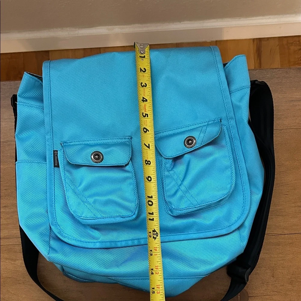 Columbia AZZA II Vibrant Blue Messenger Bag